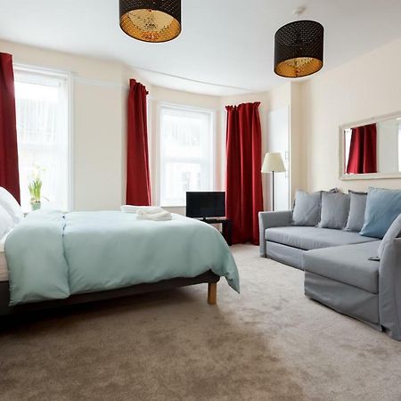 Stylish Town Centre Apartment Close To Beach And Shops Bournemouth Exterior foto