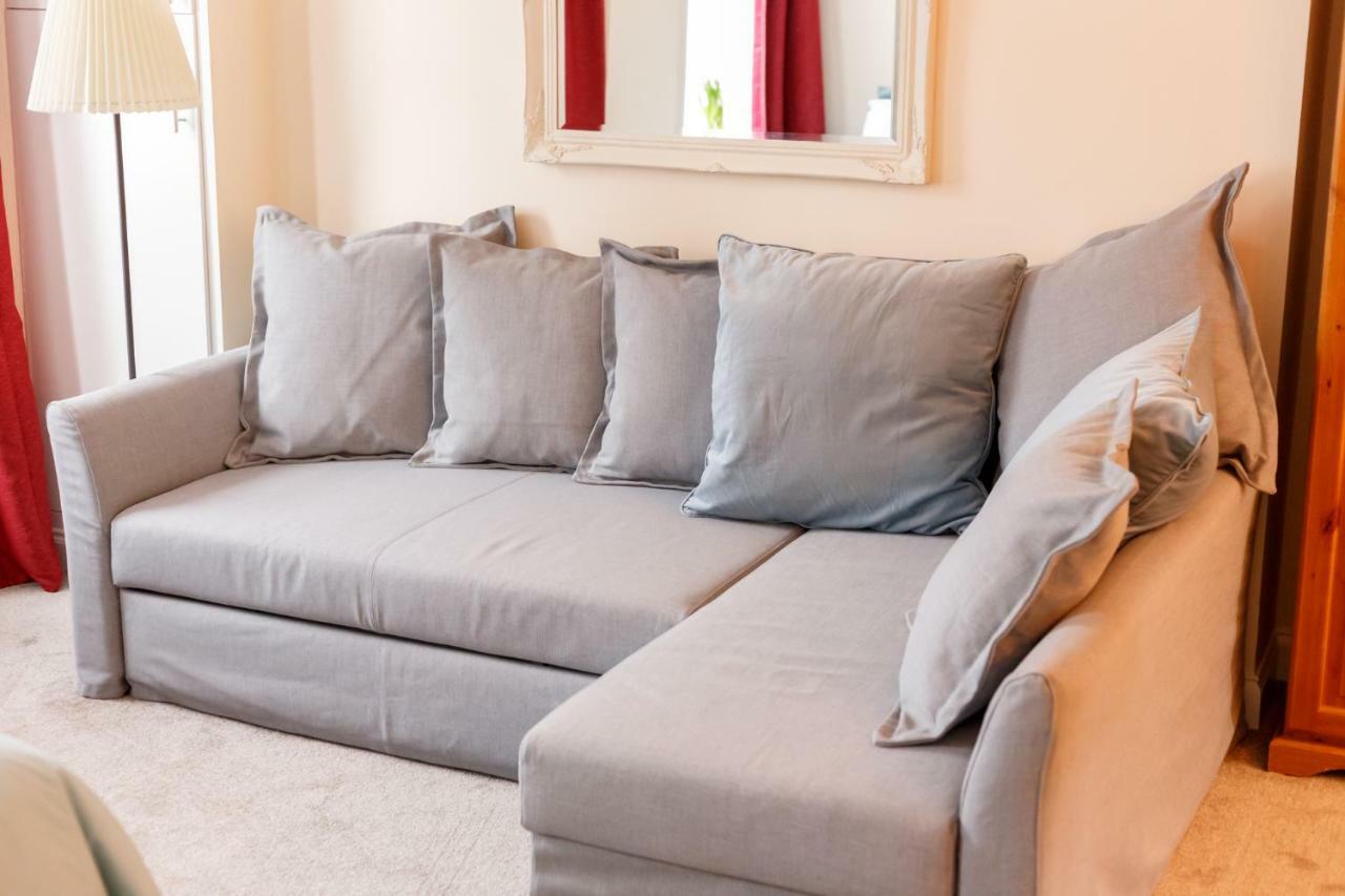 Stylish Town Centre Apartment Close To Beach And Shops Bournemouth Exterior foto